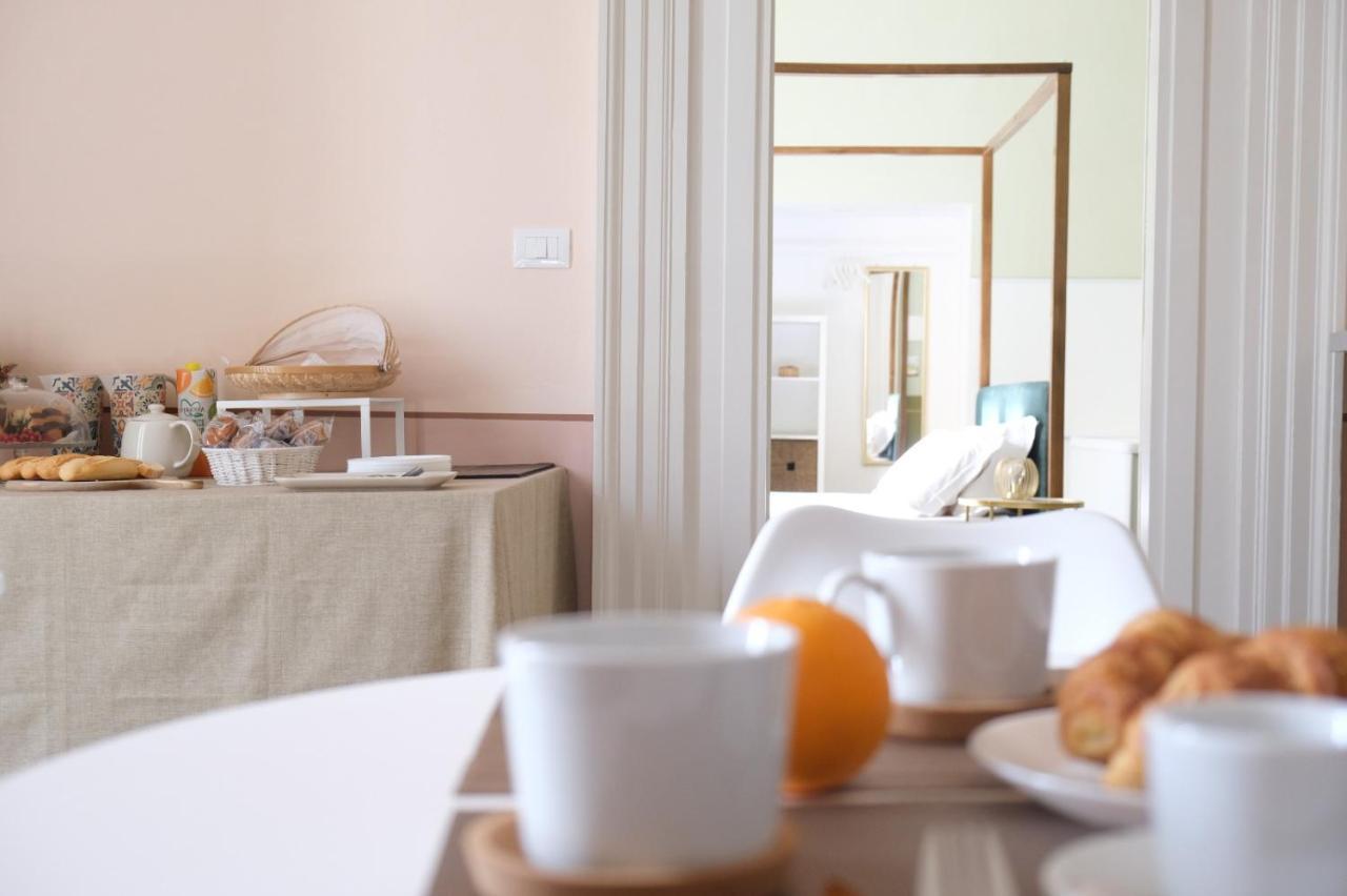 Toscano Palace Luxury Rooms CTA Exterior foto